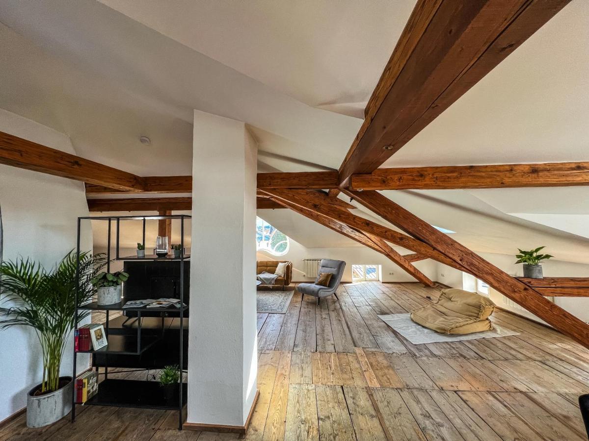 Loft-Wohnung Im Herzen Von Prien - 100M2 - Smarttv ภายนอก รูปภาพ