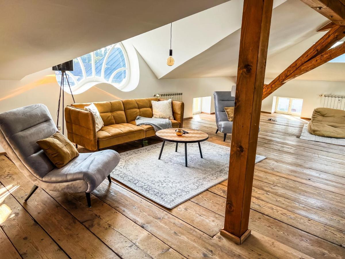 Loft-Wohnung Im Herzen Von Prien - 100M2 - Smarttv ภายนอก รูปภาพ